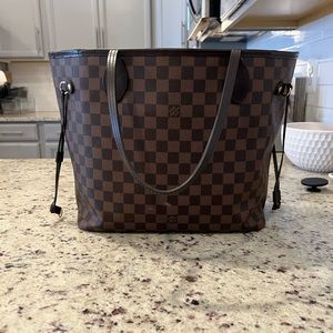 Louis Vuitton Neverfull MM